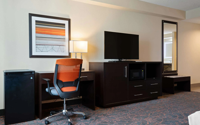 Best Western Plus Executive Inn