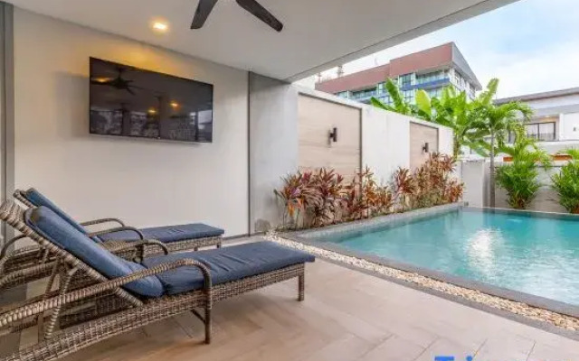 Thai Home Serenity Jomtien 4B Luxury villa
