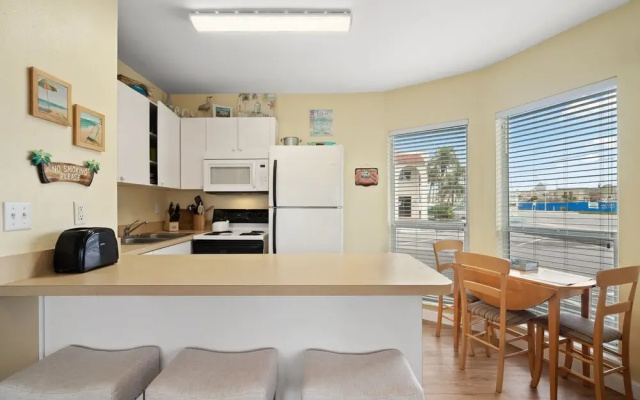 Sea Rocket by Distinctive Beach Rentals