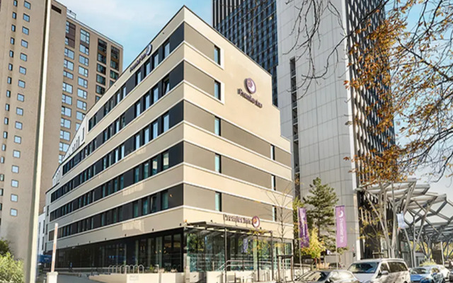 Premier Inn Frankfurt Westend Hotel