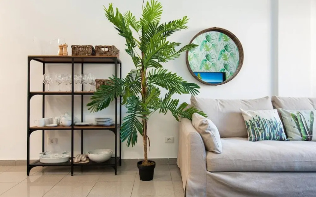 Mogan Palmeras III Apartment with Terrace
