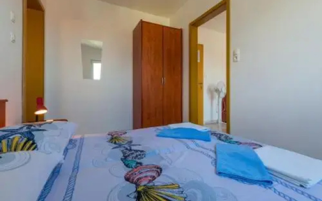 Apartment Julija 5
