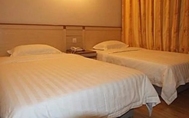 Foshan Suerye Weibang Hotel