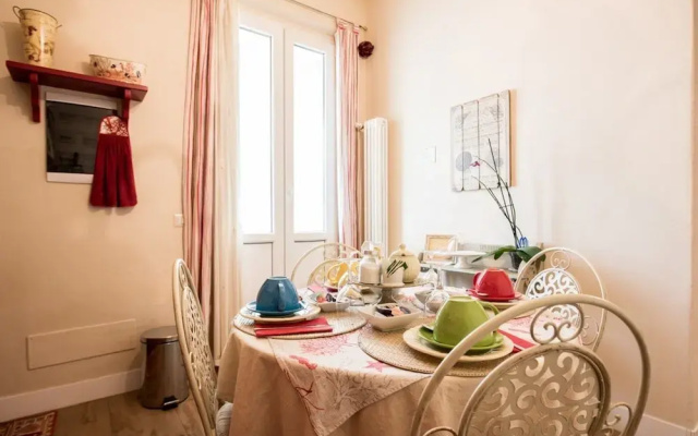 B&B Lorys House