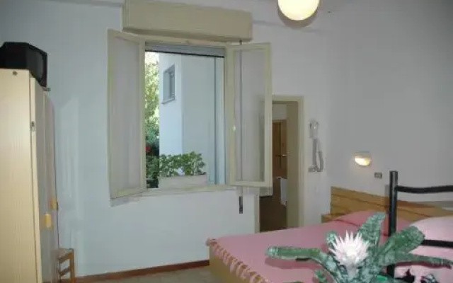 Hotel Pensione Ornella