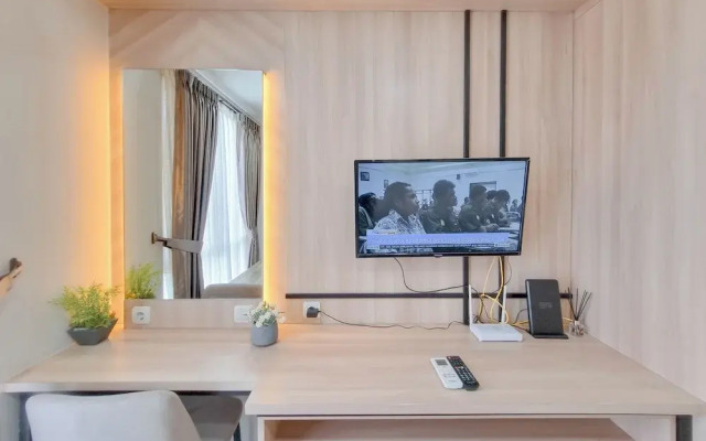 Modern Studio Near Ambarrukmo Plaza At Barsa City Apartment