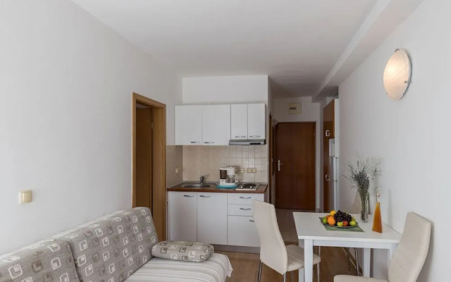 Apartments & Room Eva Slano