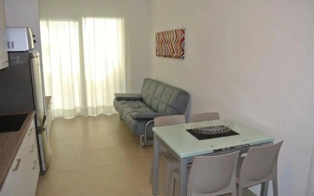 Cozy Accommodation 200m From the sea