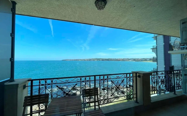Sea View Apartment
