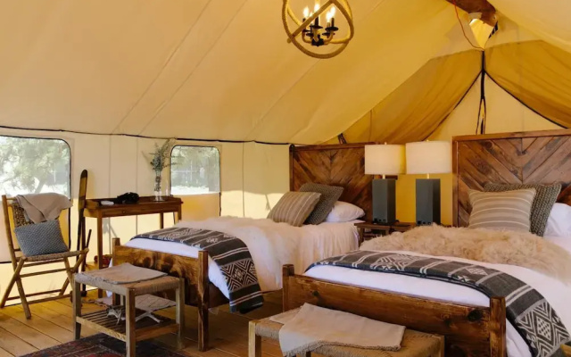 Collective Hill Country Retreat
