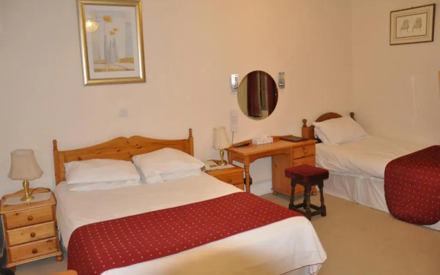 The Roundabout Hotel