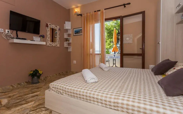 Verica - 15 m From Beach - SA1