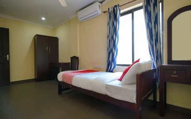 OYO 4280 The City Gate Residency
