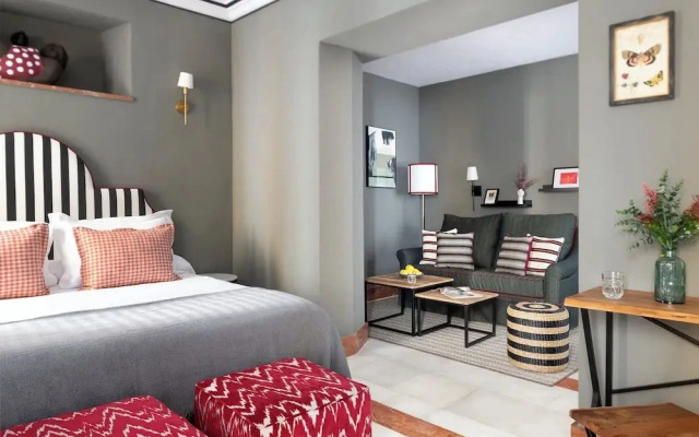 CSE Puerta de Armas Apartments
