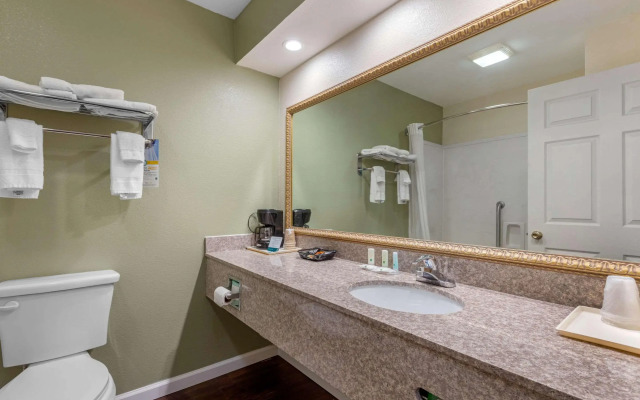 Quality Inn West Memphis I-40