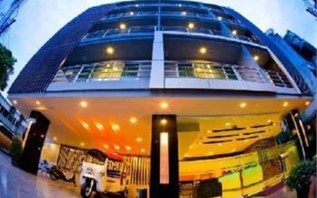Отель iCheck inn Residences Sukhumvit 20 Таиланд, Бангкок - отзывы, цены и фото номеров - забронировать отель iCheck inn Residences Sukhumvit 20 онлайн вид на фасад