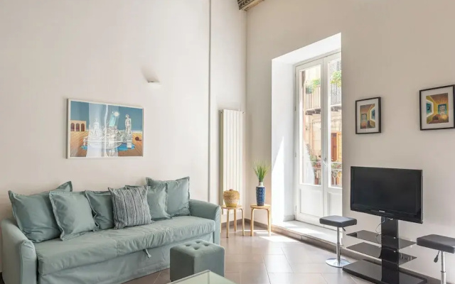MetaM Apartment in the City Center by Wonderful Italy
