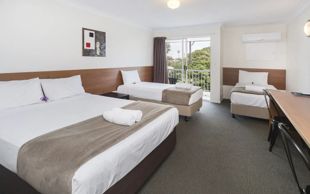 Sunshine Beach Resort
