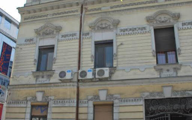 Отель Central Station Hostel Сербия, Белград - отзывы, цены и фото номеров - забронировать отель Central Station Hostel онлайн вид на фасад
