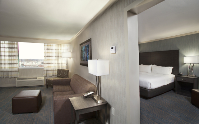 Holiday Inn Columbus Dwtn-Capitol Square by IHG