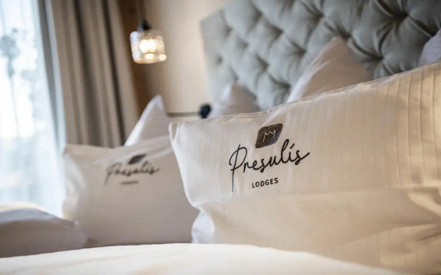 Presulis Hideaway Apartments & Restaurant