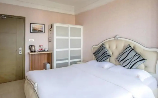 Floral Hotel · Yongjia Big House hotel (Furong Ancient Village Lishui Ancient Street)