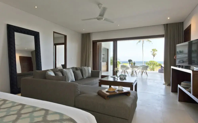 Shaia Villa - Canggu
