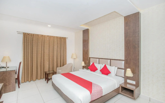 Capital O 6593 West Fort Hotel