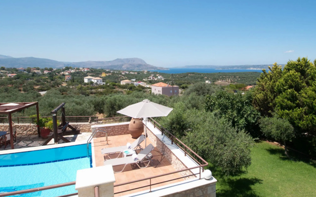 Villa Zara in Plaka With 3 Bedrooms and 3 Bathrooms