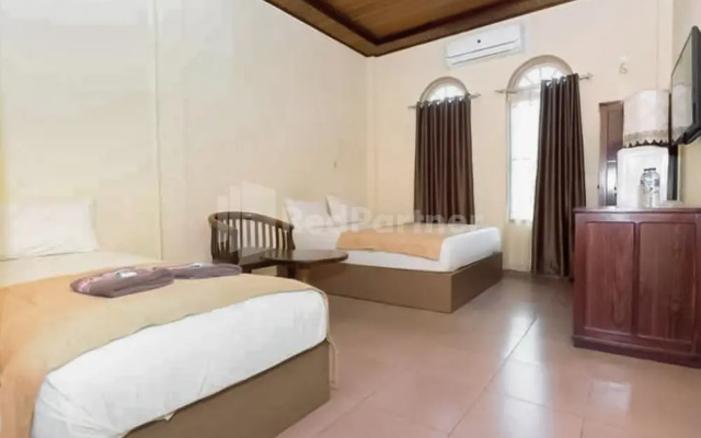 Hotel Ar Riyadh Kuala Tungkal