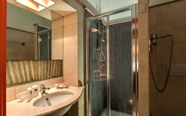 Tolentino Suites