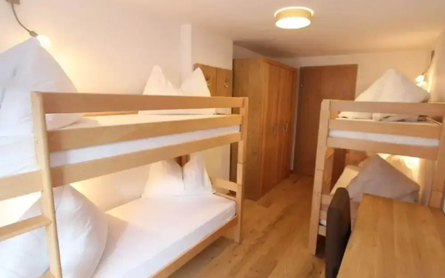 Modern Chalet With Sauna Near ski Area in Saalbach-hinterglemm / Salzburgerland