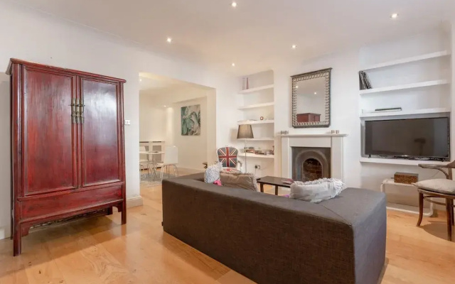 Spacious 1 Bedroom Flat in Fulham