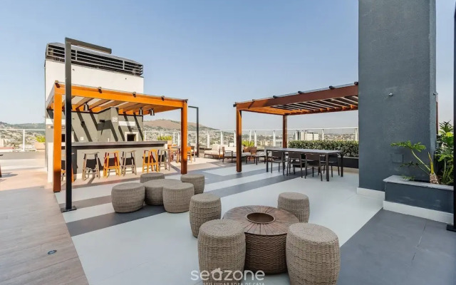 Studio in Building With Pool Con1206