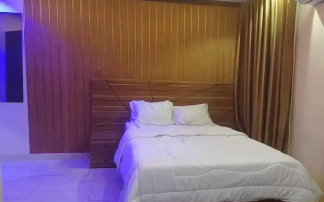 Aquarian 2 Bedrooms Apartment