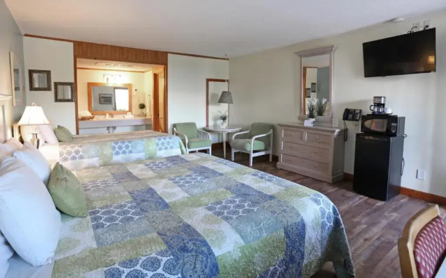 Cape Pines Motel
