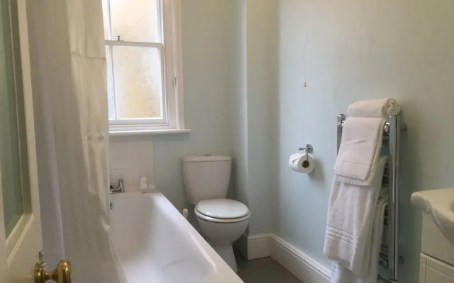 Elmsdale Guest House