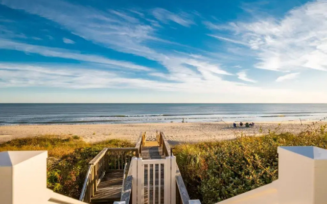 The Sandcastle by Oak Island Accommodations