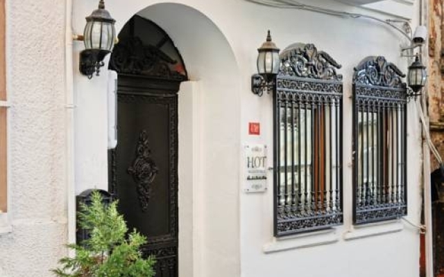Metro Suites Taksim Турция, Стамбул - отзывы, цены и фото номеров - забронировать отель Metro Suites Taksim онлайн вид на фасад
