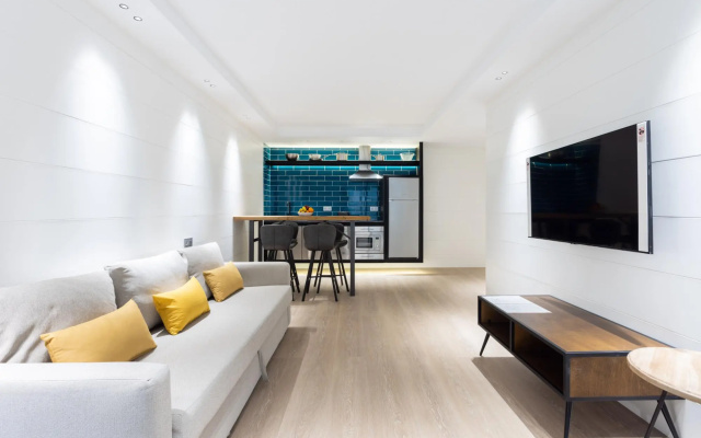 Home2Book Charming Apartment in Santa Cruz