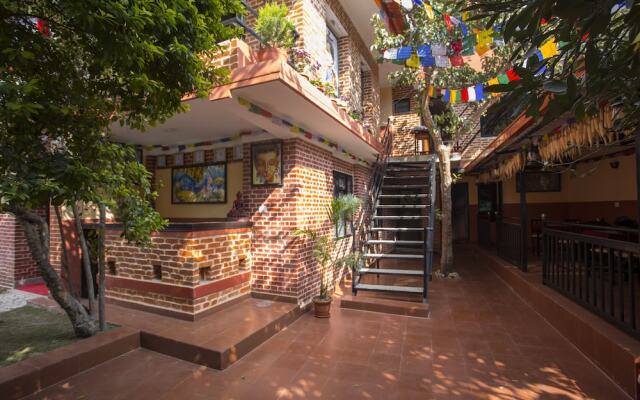 Отель Gurung's Home Непал, Катманду - отзывы, цены и фото номеров - забронировать отель Gurung's Home онлайн вид на фасад