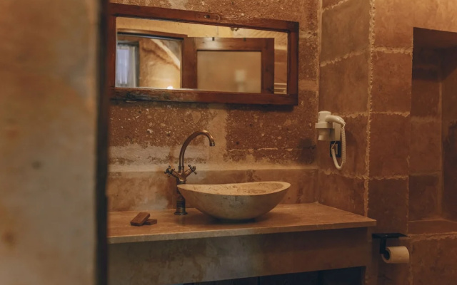 Zula Cave House