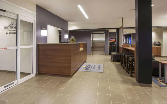 Quality Inn & Suites Caldwell I-77