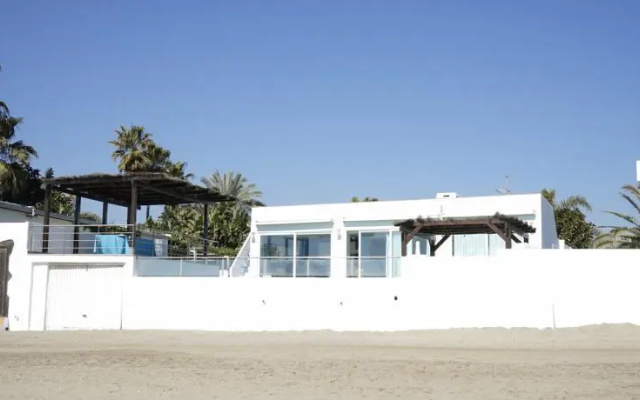Sea Front House Marbella