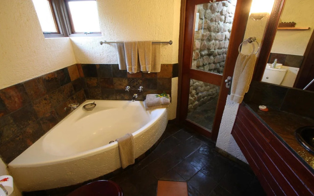 Tau Game Lodge