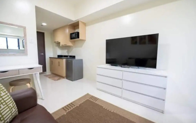OYO 1027 Camille Suites Baguio