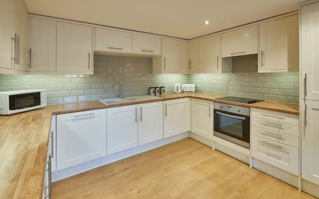 Sitwell Cottage