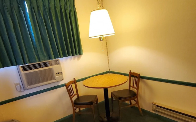 Robin Hood Motel