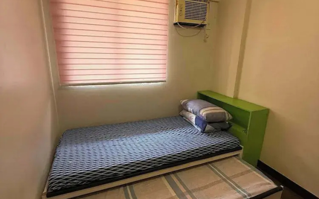 Alabang Condo by Lyre