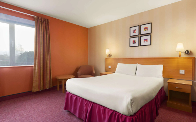 Travelodge Seymour